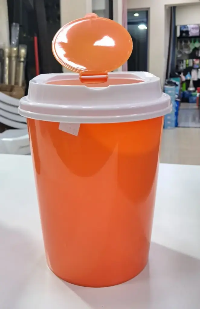 [FVM37382] [FVM37382] PLASTIC MINI DUST BIN NO.5127
